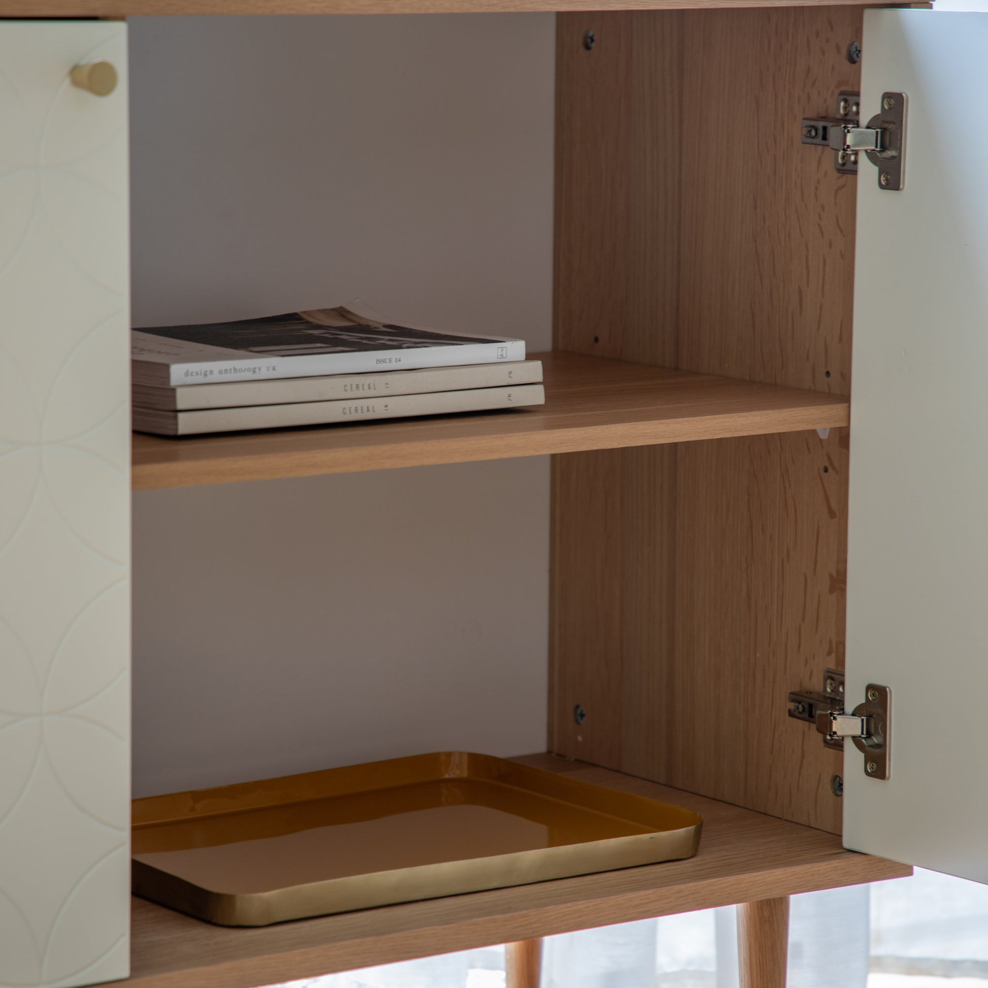 Newbury 2 Door Cabinet Oak White Oak