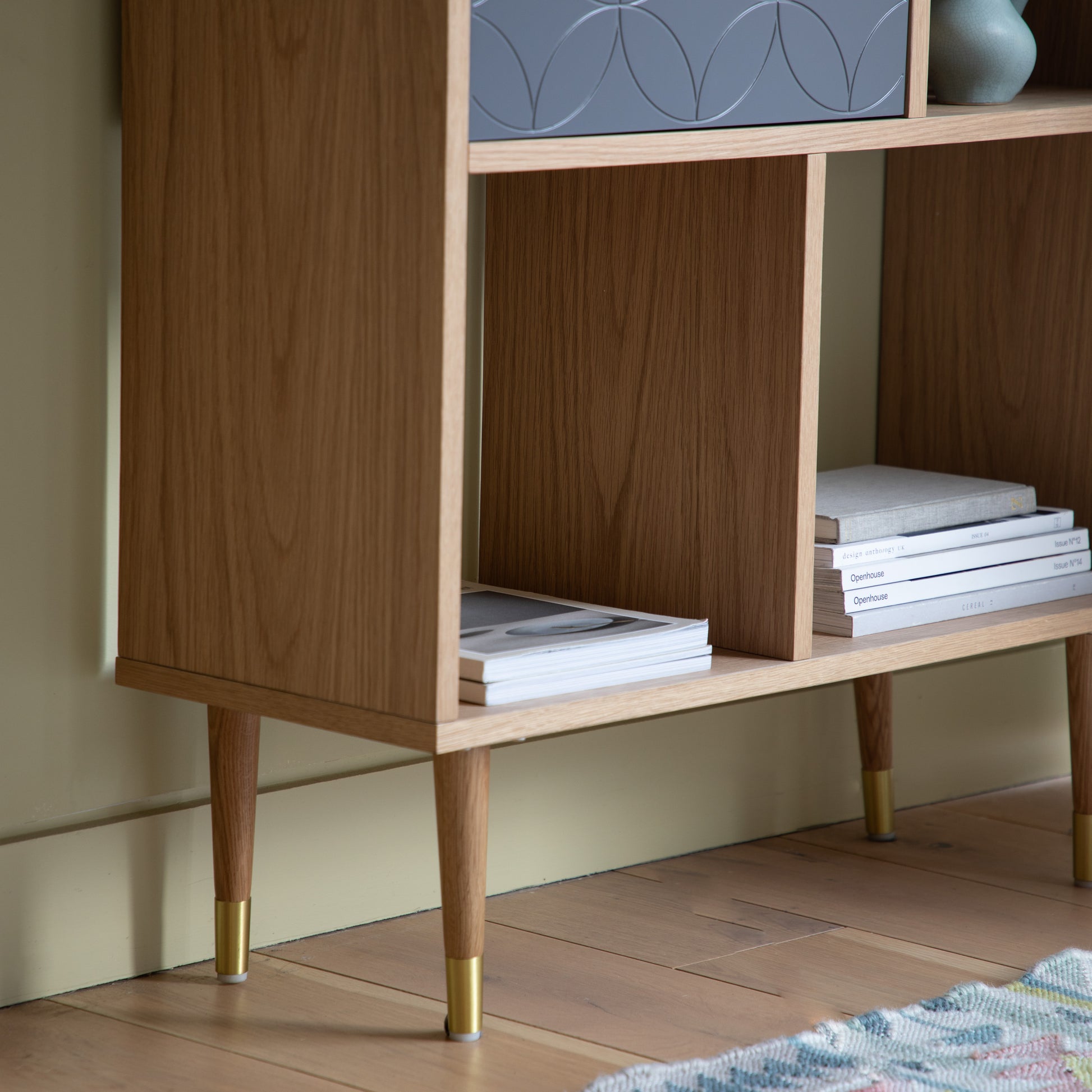 Newbury Display Unit Oak Grey Grey / Oak