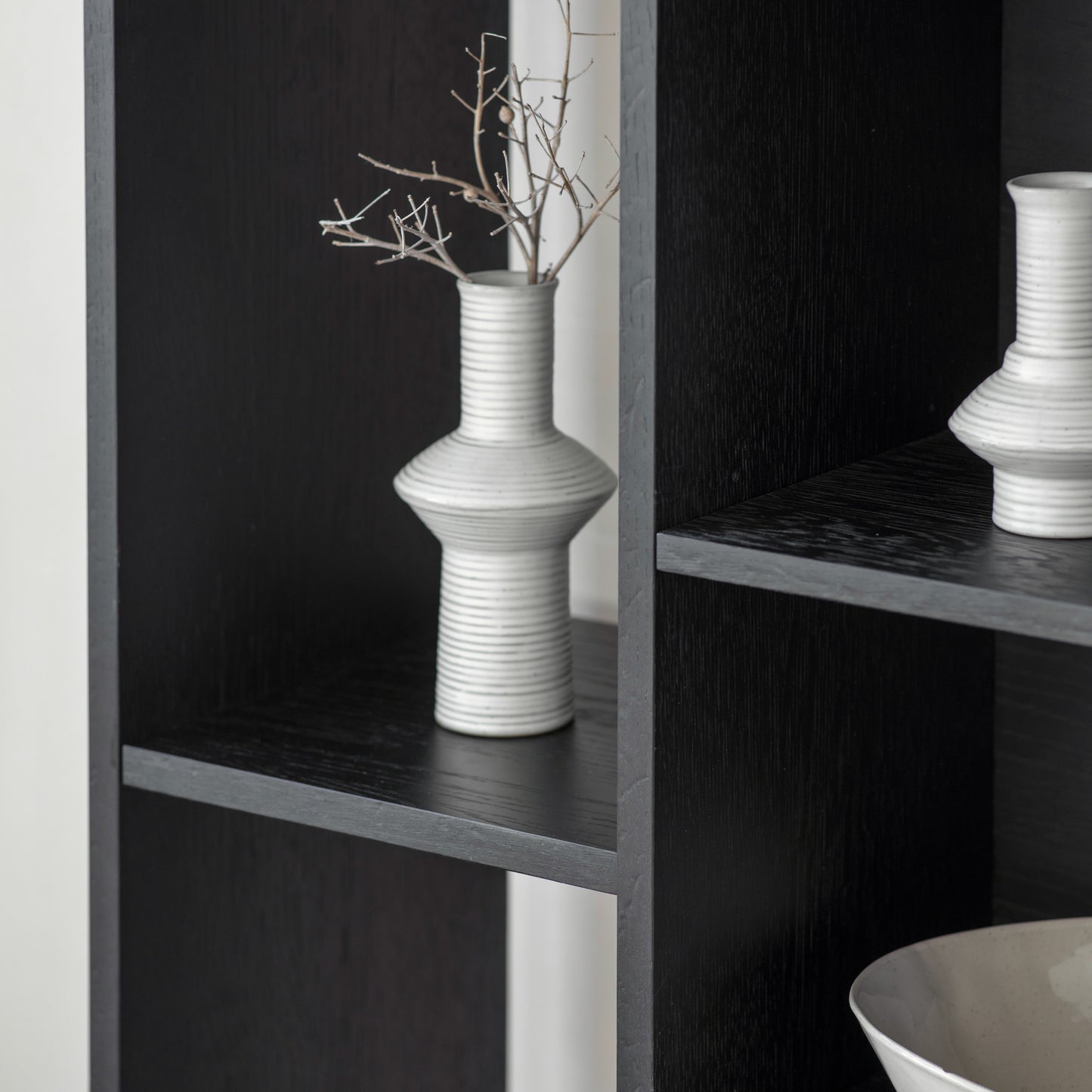 Barbican Display Unit Black / Walnut
