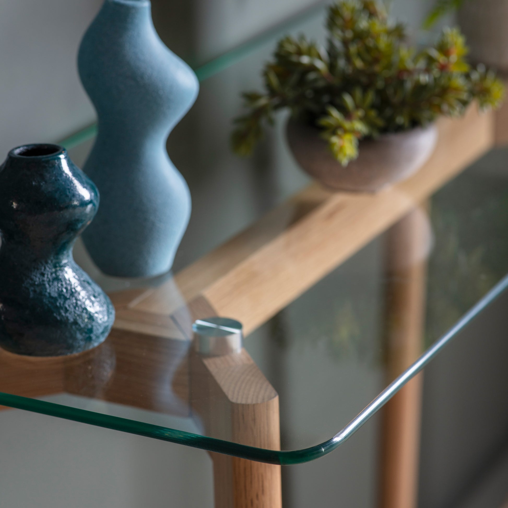 Blair Console Table Oak Clear / Natural