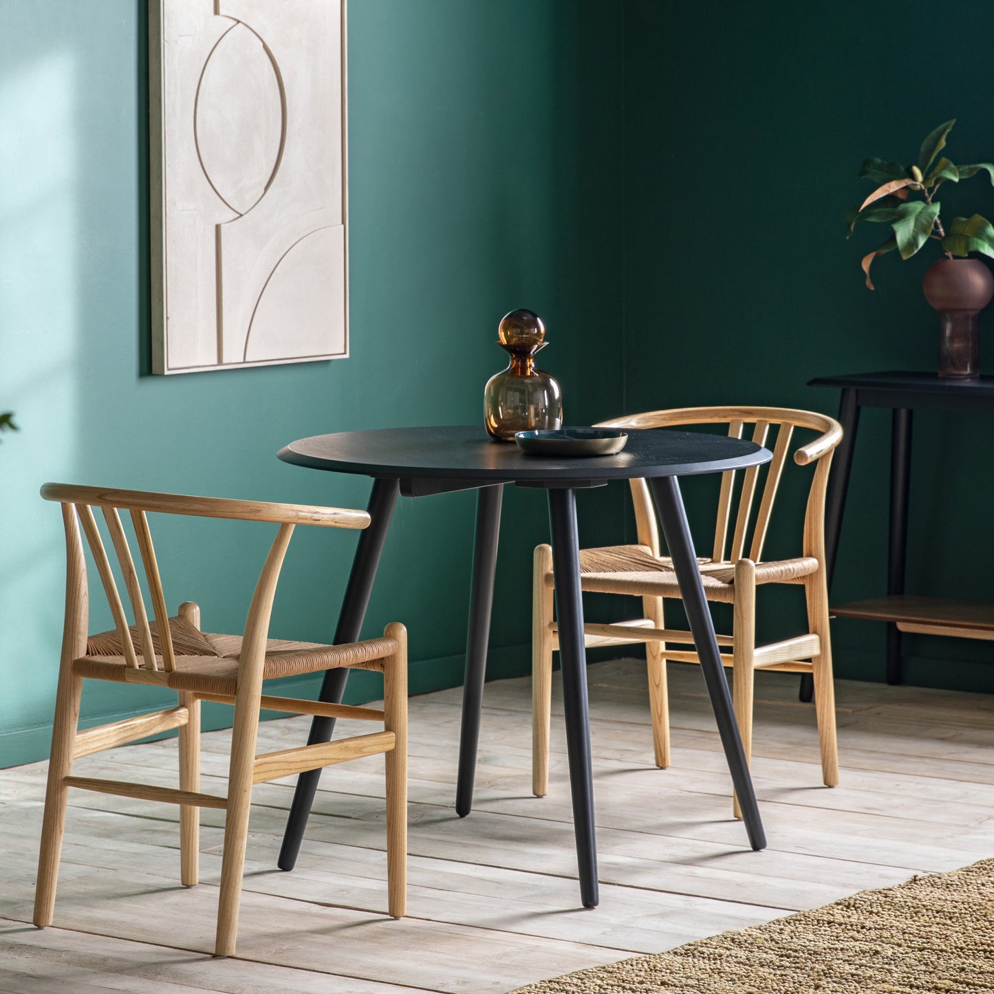 Maddox Round Dining Table Black