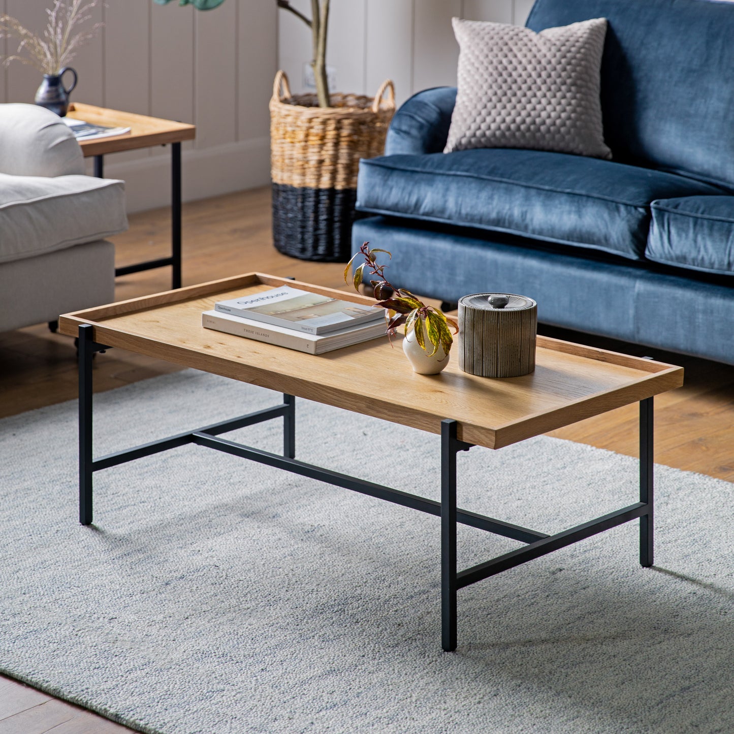 Torrington Coffee Table Black / Natural