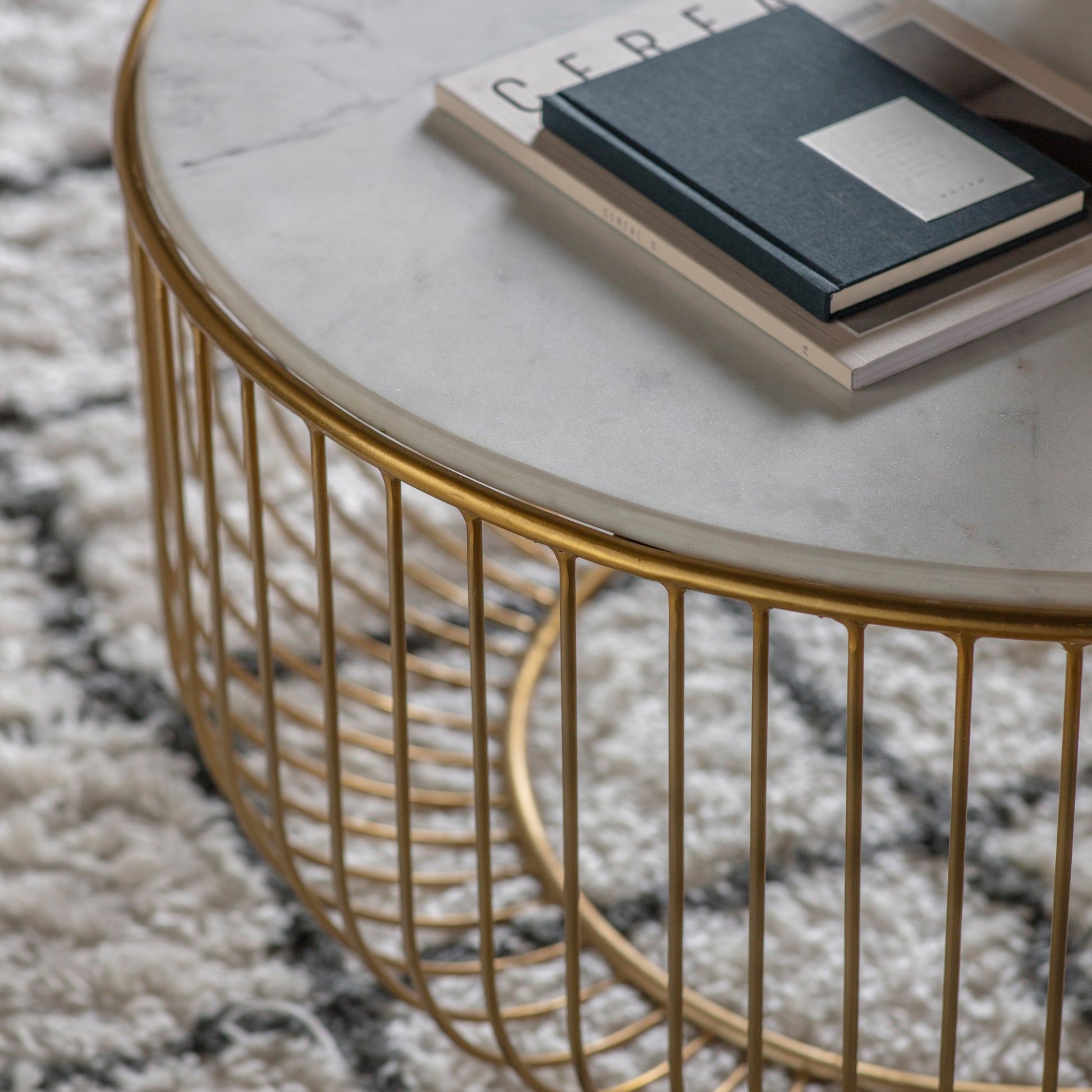 Riley Coffee Table Gold Gold / White