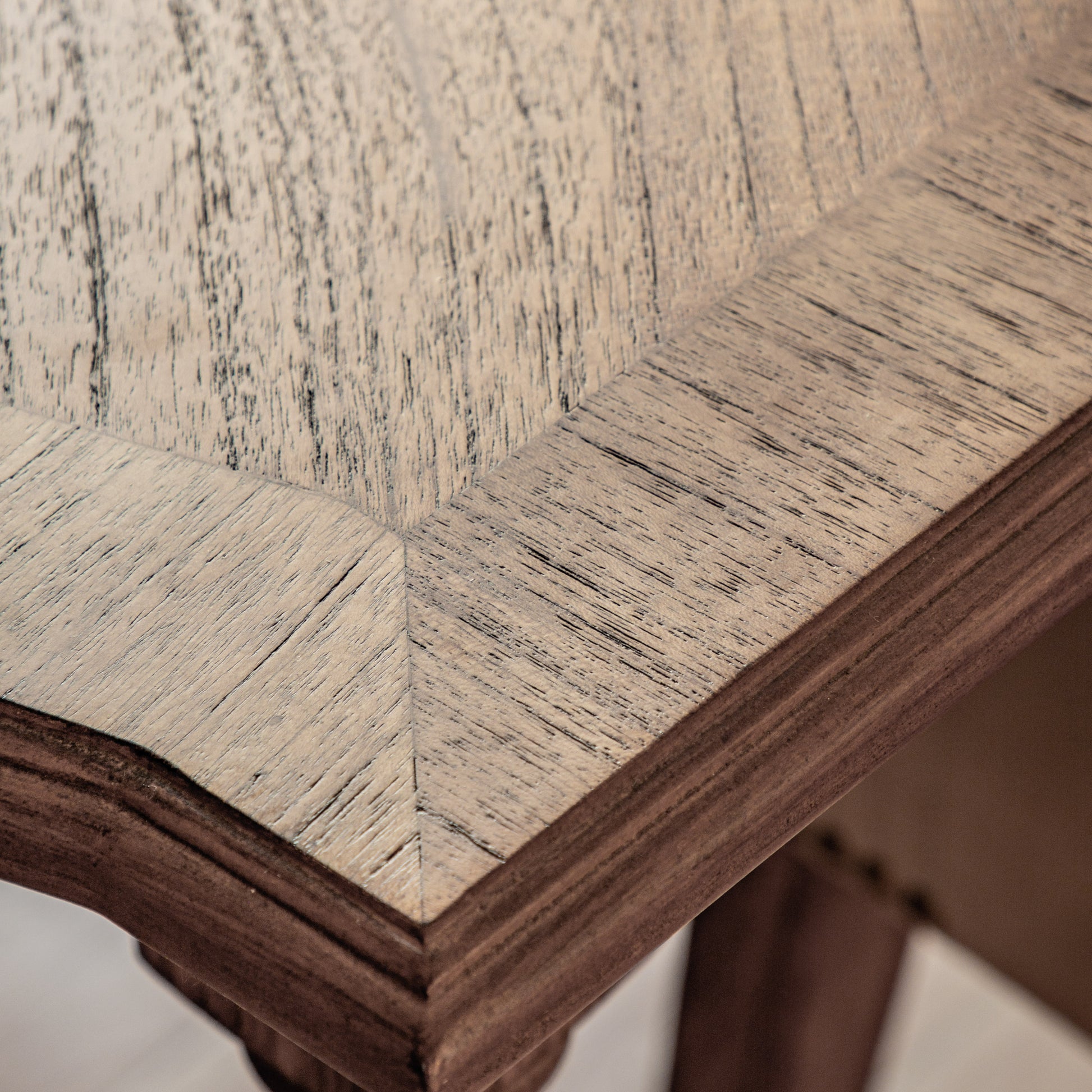 Highgrove Ext Dining Table Peroba