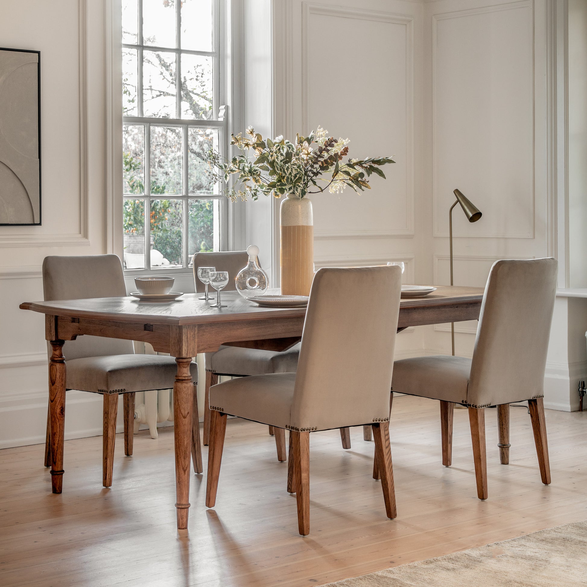 Highgrove Ext Dining Table Peroba