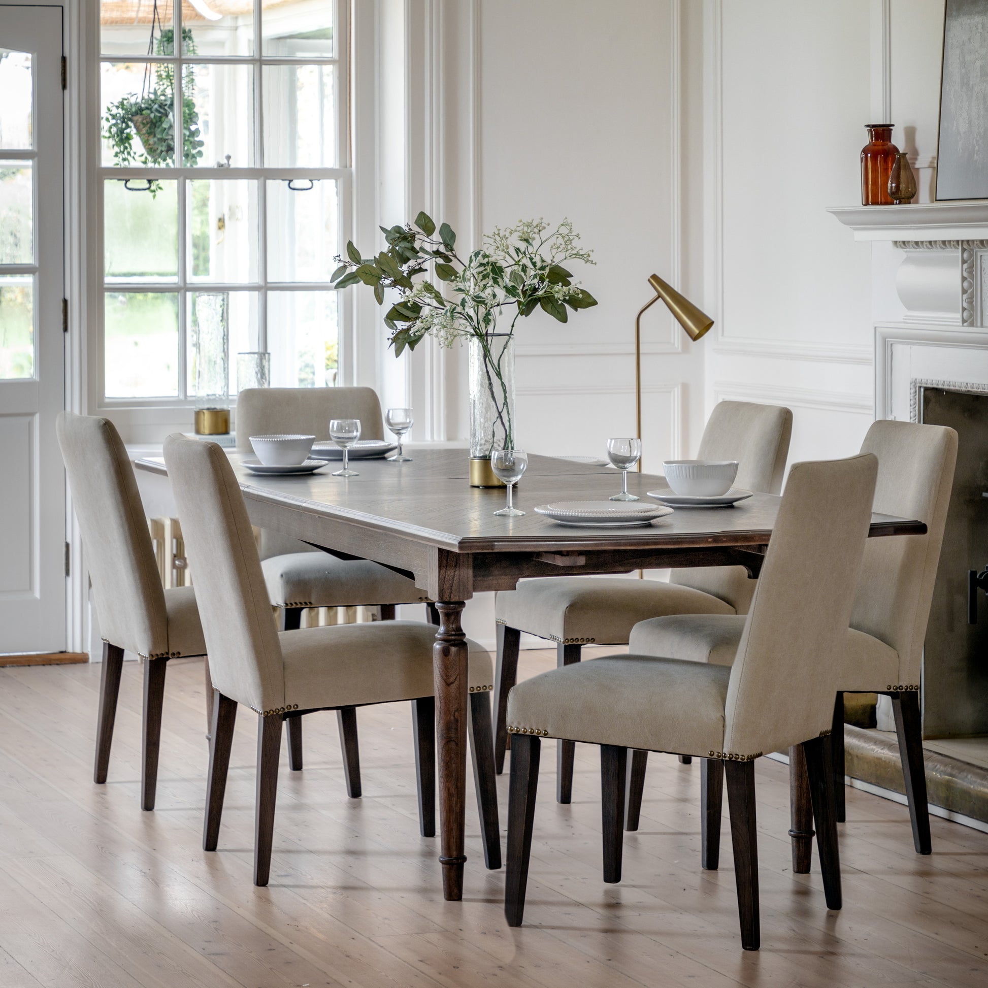 Madison Ext Dining Table Coffee