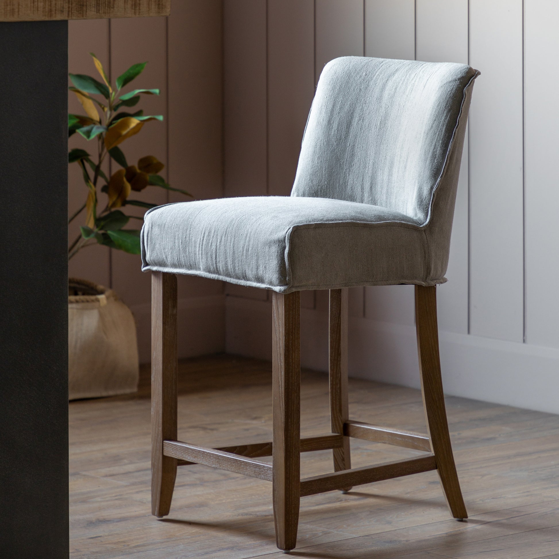 Tarnby Bar Stool (2pk) Taupe