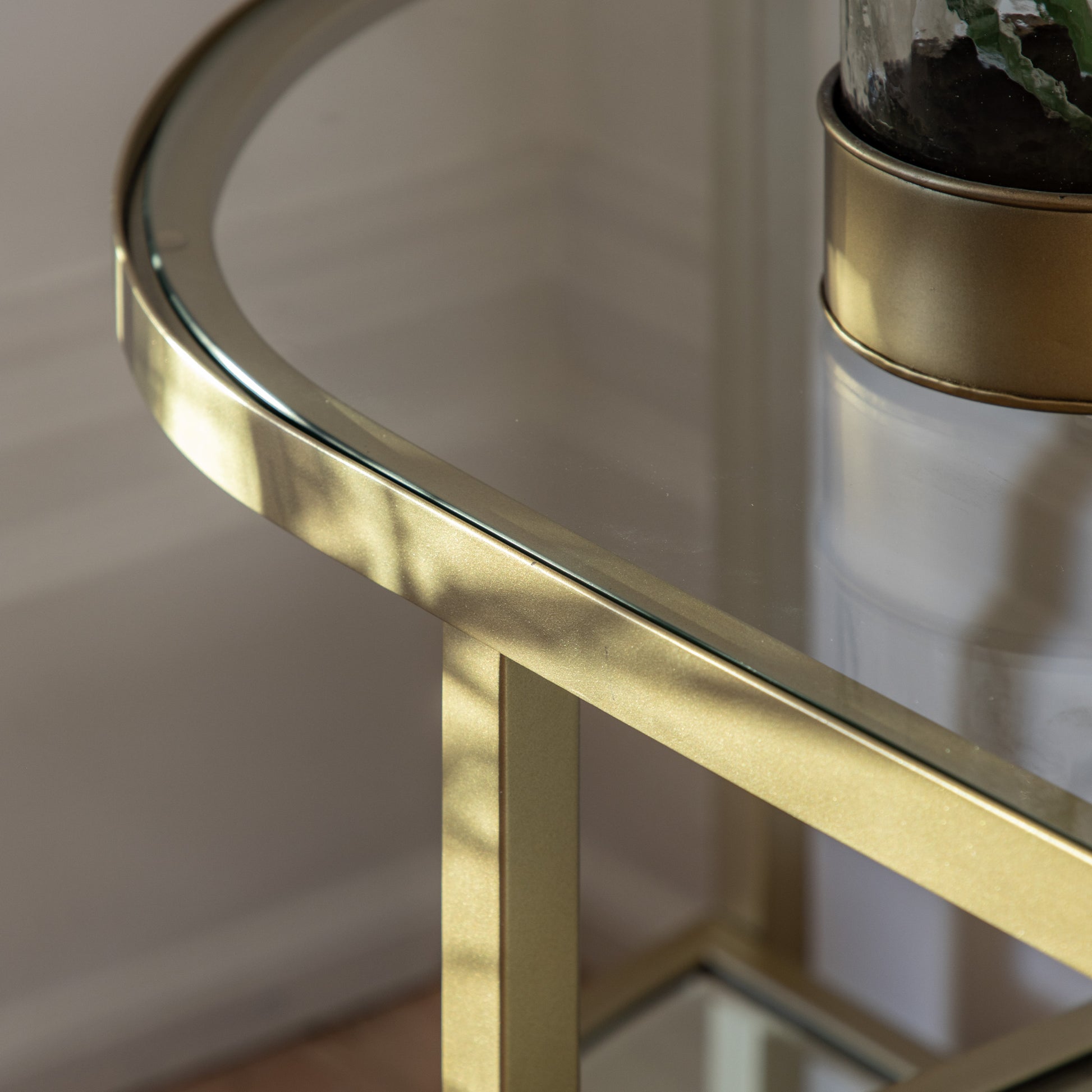 Hudson Media Unit Champagne