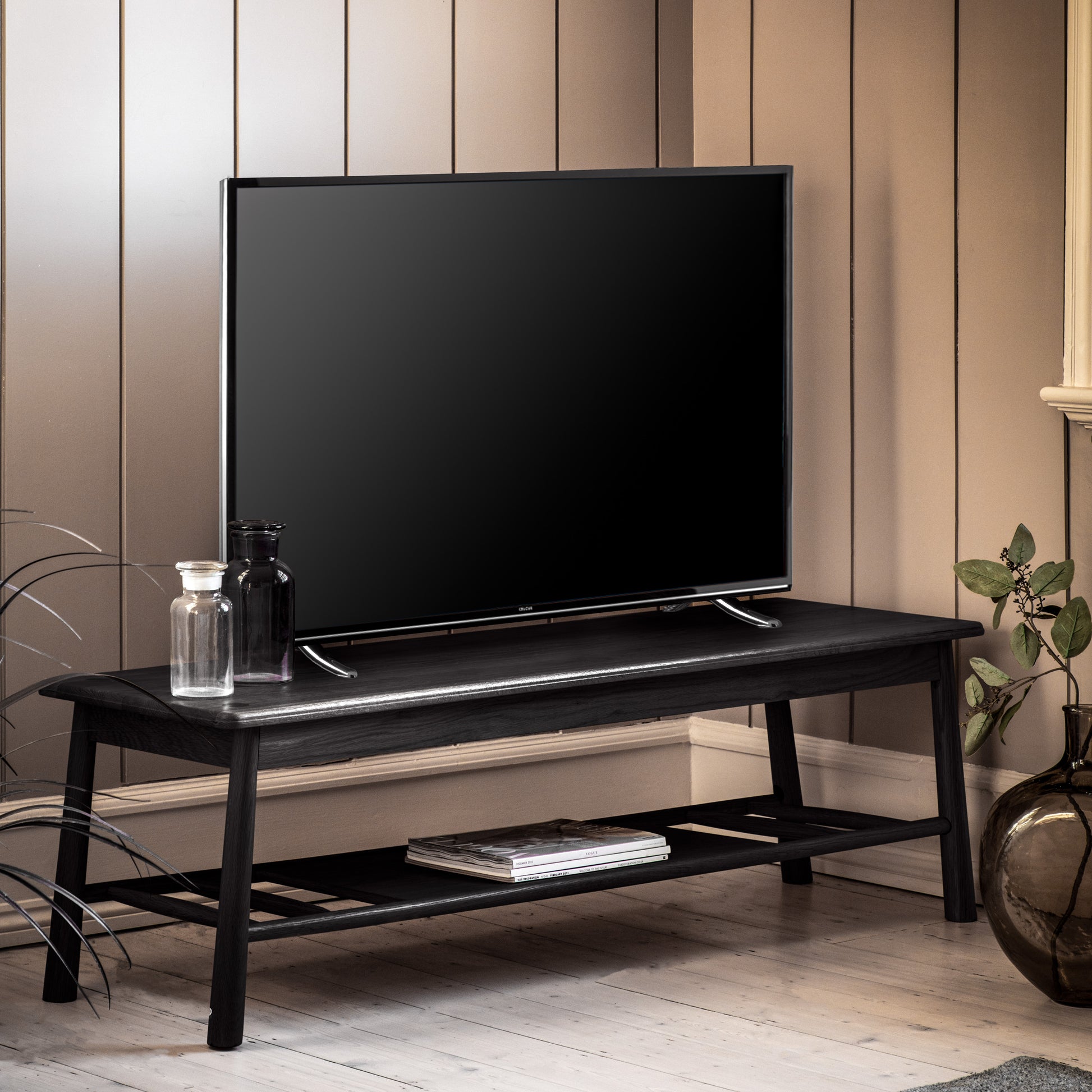 Wycombe Media Unit Black